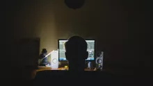 Înșelătorii online în luna iubirii. Victimele sunt alese din rândul persoanelor vulnerabile sentimental