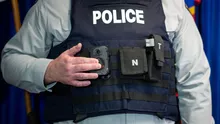 Florida: O fetiță a fost arsă cu fierul de călcat, de îngrijitoarea de la creşă