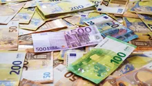 Salarii mai mari și concedii suplimentare pentru îngrijitorii de vârstnici! Cum vor schimba aceste măsuri viața angajaților din Germania?
