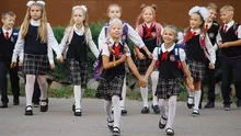 Uniformele școlare revin? Ce spune ministrul Educației despre impunerea acestora în România