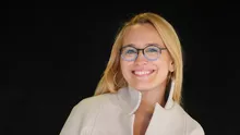 „Simt presiunea și simt toate lucrurile pe care le simte orice cetățean al acestei țări”. Ce spune Andreea Esca despre alegerile prezidențiale