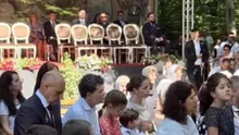 Unde a ales Nicușor Dan să meargă de Sfânta Maria. Imagini cu președintele și familia sa, la mănăstire (VIDEO)