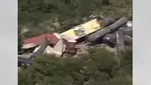 Accident feroviar grav în Texas: 35 de vagoane încărcate cu substanțe periculoase au deraiat (VIDEO)