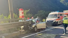 Bucureștean de 81 de ani a ajuns la spital, după ce mașina pe care o conducea a intrat în parapet. Unde s-a petrecut incidentul