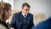 Un apropiat al lui Ionuț Moșteanu, în cărți pentru Ministerul Apărării. Bogdan Rodeanu, principala opțiune a USR (SURSE)