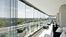 Viața la bloc în 2026. Închiderea balconului necesită autorizație de construire