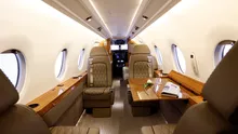 (FOTO) Lumina Sfântă ajunge în România cu un avion privat de lux