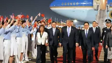 Donald Trump, primit cu fast la Beijing. Sute de copii cu stegulețe și o primire regizată până la ultimul detaliu (VIDEO)