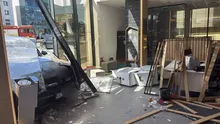 Galați: Accident neobișnuit pe strada Brăilei după ce o mașină a izbit în plin un bancomat