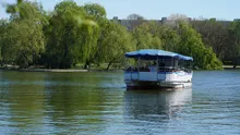 Vaporașul „Alexandru Ioan Cuza” revine pe lacul IOR cu plimbări gratuite până în august