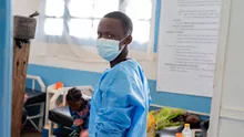 Epidemia de Ebola se agravează în Africa. Alte 10 țări, în pericol după focarul din Congo