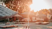   Bătălia pentru șezlong s-a mutat în instanță! Ce a pățit un turist german care a plătit 7.000 de euro pe o vacanță ratată