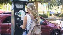 Un cuplu din Germania a furat aproape două milioane de euro din parcometre. Cum i-a dat de gol un singur gest