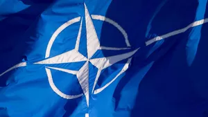 TikTok, interzis oficial pe telefoanele angajaților NATO, din preocupări de securitate