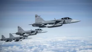 Tragedie aviatică evitată în ultimul moment. Două avionae Alpha Jet s-au ciocnit în aer, în Franța