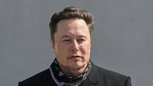 Casa Albă îl condamnă pe Elon Musk pentru postarea despre posibile încercări de asasinare ale lui Biden și Harris