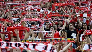Amendă de 60.000 de lei pentru Dinamo. Comisia de Disciplină a sancționat incidentele din meciul cu FCSB