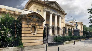 Medic șef de catedră la UMF București, acuzat de CNSAS că a colaborat cu fosta Securitate. Sursa ”Marius” și-a turnat colegii de facultate