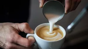 Criza mondială a cafelei se adâncește. Un important producător anunță recolte mai mici