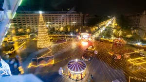 Bucureștiul, pregătit pentru Crăciun! Cât au costat anul acesta luminițele cu care a fost decorată întreaga Capitală
