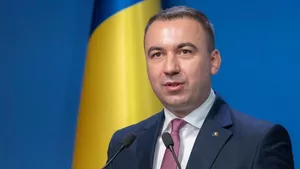 Scăpăm de birocrație și mersul la ghișeu? Ministrul Bogdan Ivan, despre aplicația unică: Eu sper ca primele servicii să le avem în această iarnă / O să aducem 60 de servicii publice în acest format (VIDEO)