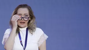 Elena Lasconi, despre portofoliul obținut de România la Comisia Europeană: Ciolacu spunea că o să avem ceva serios pe economie. Este singurul mandat care nu are nicio putere de decizie la nivelul UE (VIDEO)