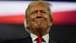Trump vrea să vorbească marți cu Putin despre războiul din Ucraina. Ce șanse sunt să ajungă la un acord