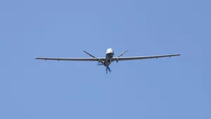 O dronă a lovit un bloc de lux. Cât de grav este atacul și unde a avut loc