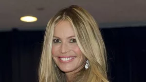 Supermodelul Elle McPherson dezvăluie că a aflat că are cancer la sân în urmă cu 7 ani