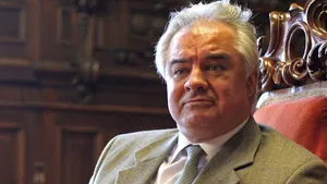 Rădulescu (BNR) spune că „dimensiunea incredibilă a jafului” din instituții e „adevăratul cancer care roade vitalitatea societății românești”. Cum evaluează activitatea Guvernului Bolojan