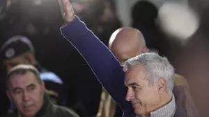 Percheziții de amploare în toată țara în dosarul privind finanțarea campaniei electorale a lui Călin Georgescu (VIDEO)