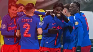 FCSB a câștigat derby-ul cu Dinamo (2-1). Roș-albaștrii ocupă primul loc în SuperLiga