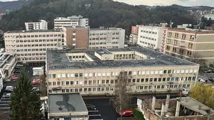 Spitalul Clinic Județean de Urgență Brașov devine mai verde: donație de peste 300.000 lei pentru un sistem fotovoltaic, la inițiativa Fundației DMS, cu sprijinul Fundației Metropolis