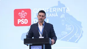 Criza politică și ironia „sărăciei” din PSD. Paradoxul Claudiu Manda și valiza cu privilegii a social-democraților