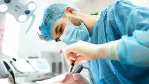Implant dentar în zona estetică: cum ajută tehnologia digitală la obținerea unui rezultat natural, la DENT ESTET