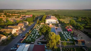 Prima comună din România în care oamenii se încălzesc cu apă geotermală: „Ne-a făcut primarul prințese”