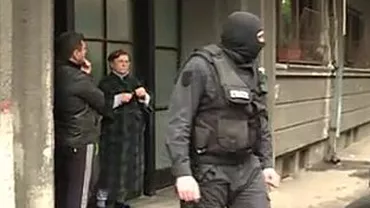 Percheziții în Târgoviște: Sunt vizate 15 persoane din Clanul Ghenosu, suspecte de proxenetism și șantaj