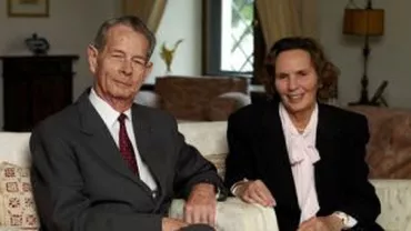 Cadourile Casei Regale din România pentru Prinţul Will şi Kate: Vezi ce au primit!