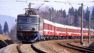 Suceava: Trafic feroviar blocat după ce o betonieră s-a răsturnat pe calea ferată