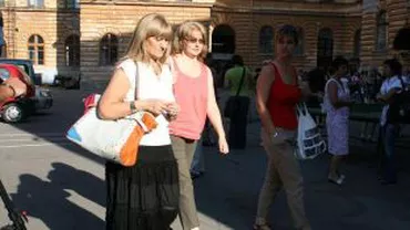 Titularizare 2011: 32% dintre candidați au obținut note sub 5, iar 52 lucrări au fost notate cu 1