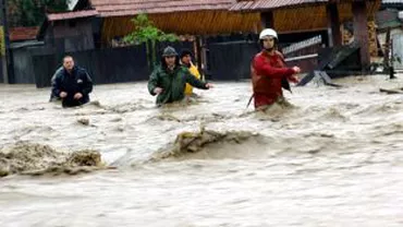 Cod Portocaliu de inundații pe râurile din județele Timiș, Caraș-Severin și Vrancea