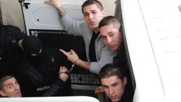 Iași: Atac cu sticle incendiare la casa unui om de afaceri