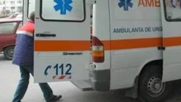 Un tânăr din Suceava a tăiat piciorul unui bărbat cu un motofierăstrău în urma unei dispute