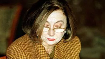 Fostul ministru al Justiției, Rodica Stănoiu, ar putea fi cercetată pentru fals în acte