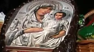 Curtea de Argeș: Sfânta Maria, sărbătorită cu manele și grătare lângă mănăstire