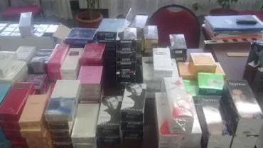 O româncă deghizată în polițist a încercat să introducă parfumuri contrafăcute în Bulgaria