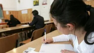 Sesiunea de toamnă Bac 2011: Peste 60.000 de elevi au susținut proba scrisă la alegere a profilului