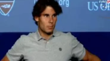 Rafael Nadal întrerupe o conferință de presă: Se prăbușește la podea de durere (VIDEO)