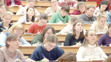Universitățile private riscă să rămână fără studenți din cauza promovabilității reduse de la Bac