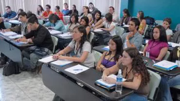 Începe anul școlar 2011-2012! Află calendarul activităților școlare și extrașcolare